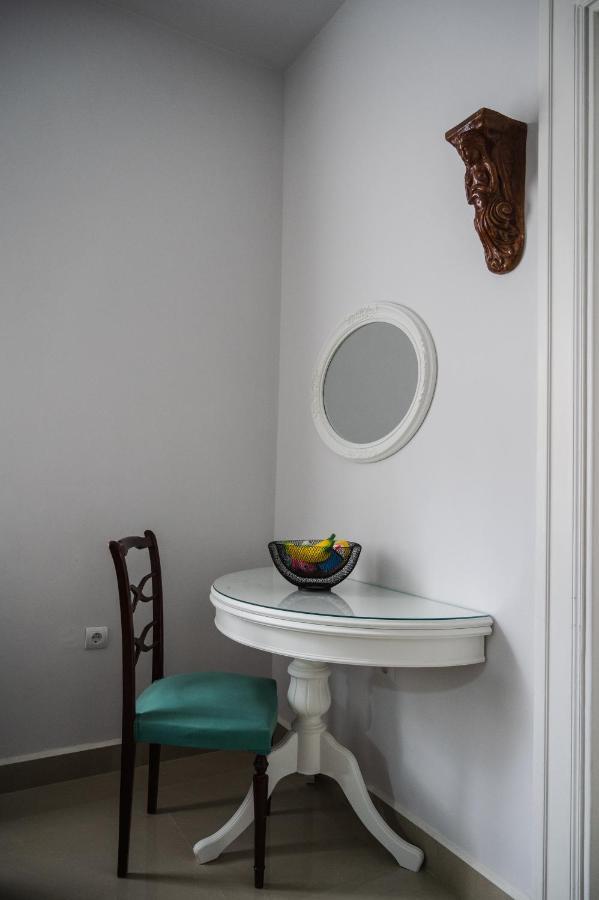 Apartment Polytimon, An Athenian Neoclassical