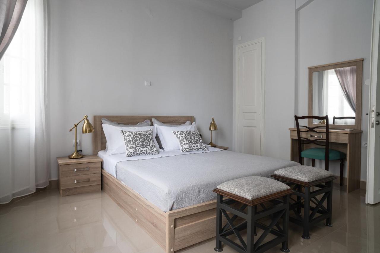 Apartment Polytimon, An Athenian Neoclassical Athen