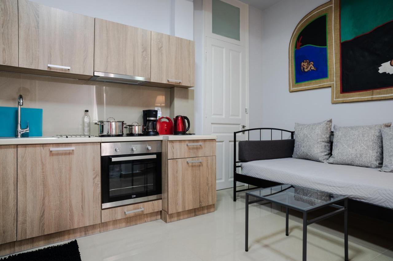 Polytimon, An Athenian Neoclassical Apartment *